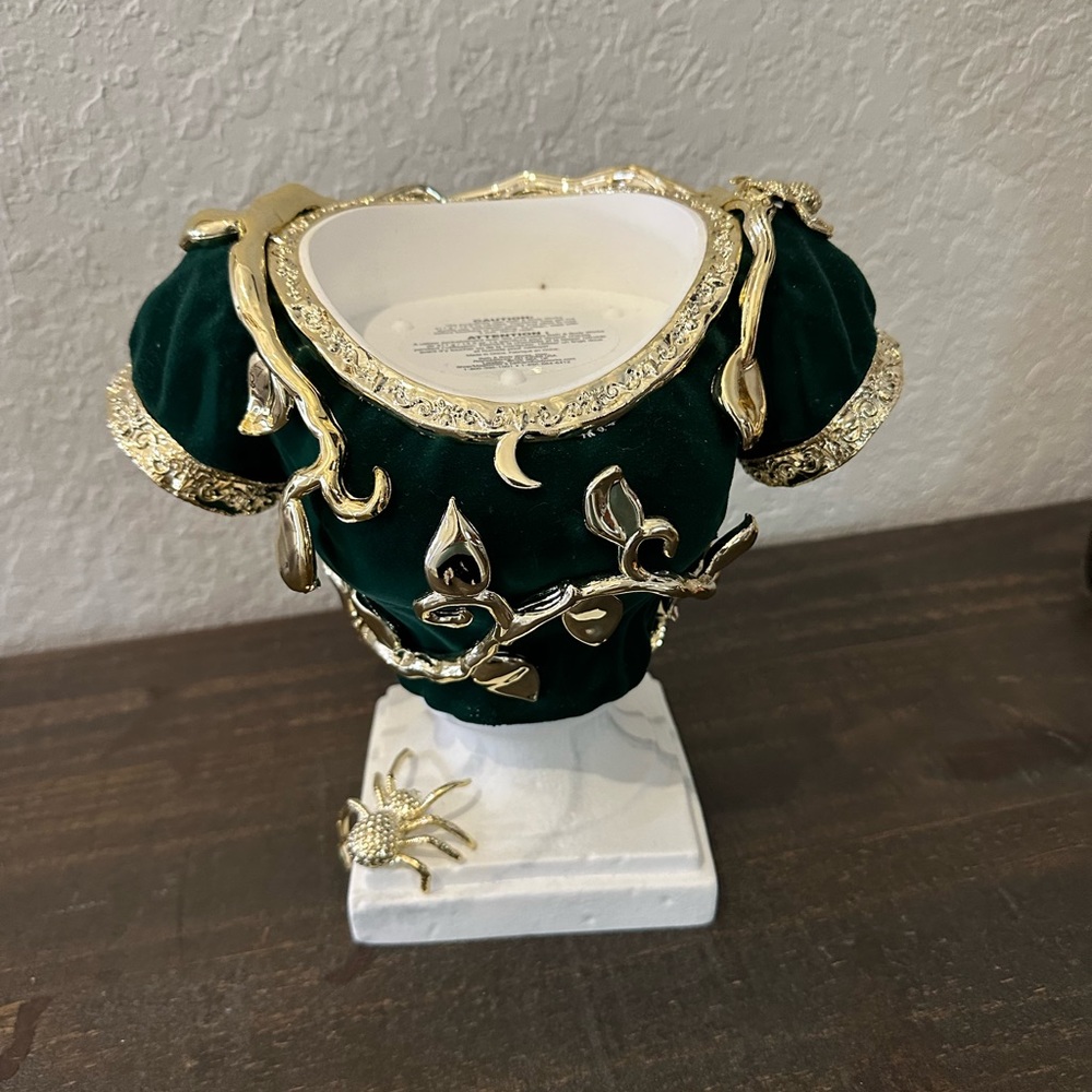 Halloween Bath & Bodyworks Candle holder